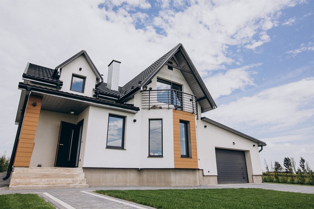 mid-term rental property management companies in Hamilton